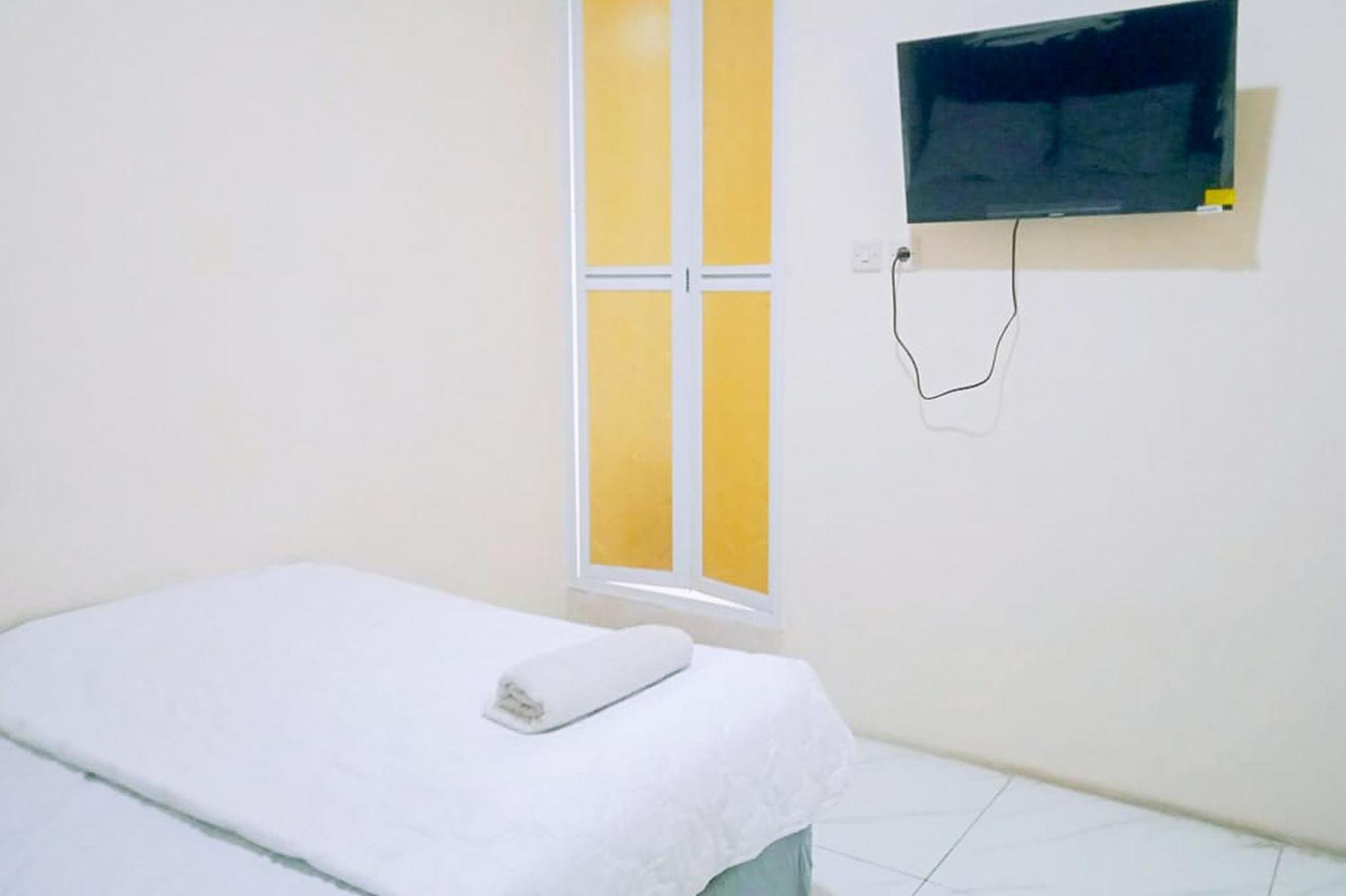Makaliwe Mitra Reddoorz Hotel 2*